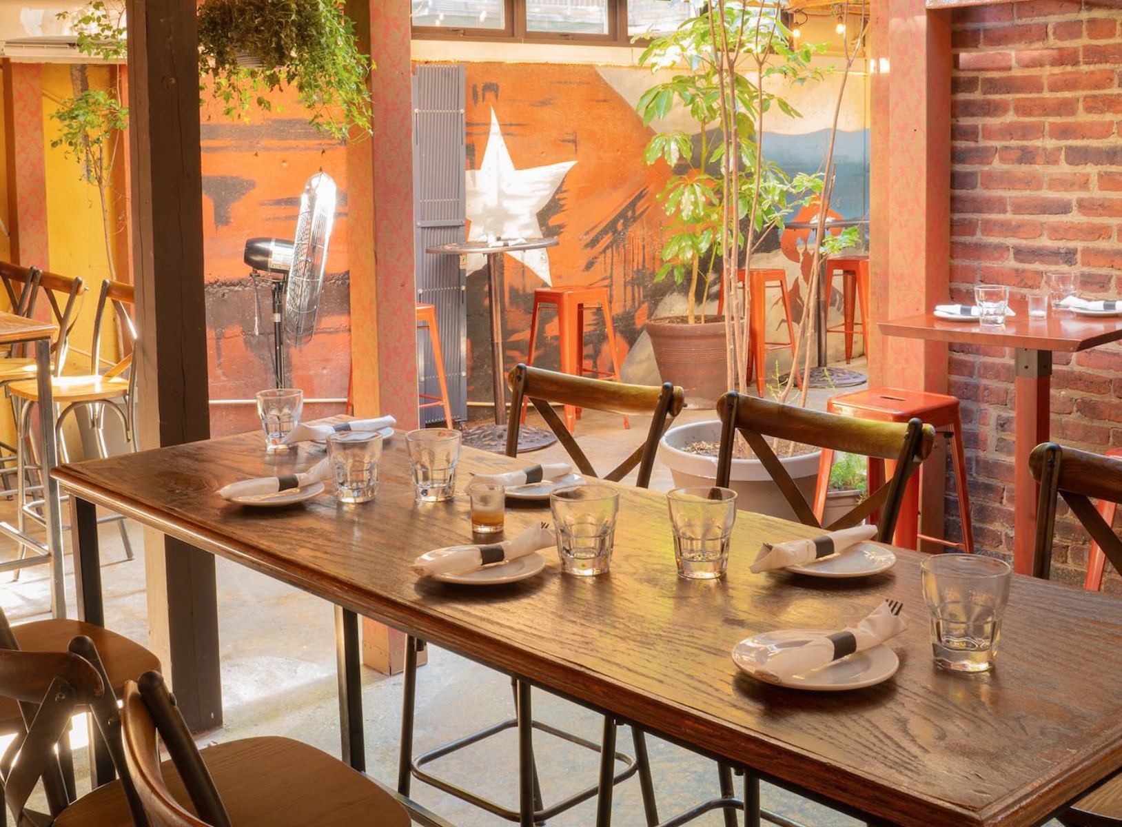 Casta's Rum Bar Washington Members and their guests receive 10 off